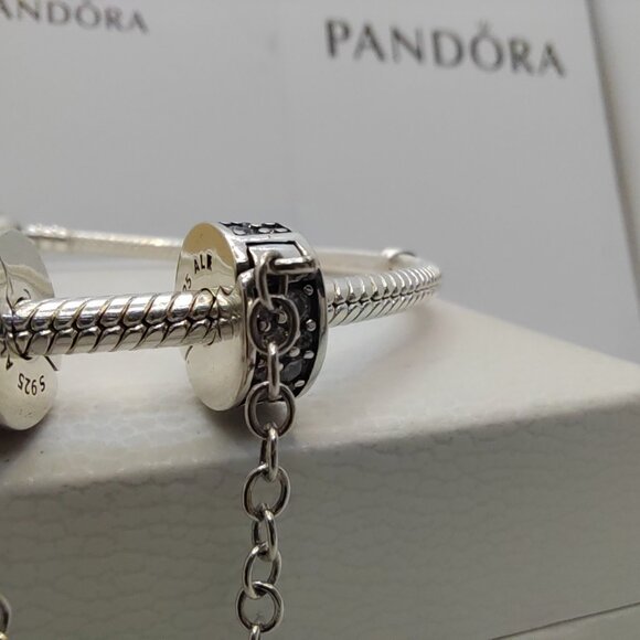 Pandora Pavé S925 Silver Safety Chain Charm - Picture 9 of 10